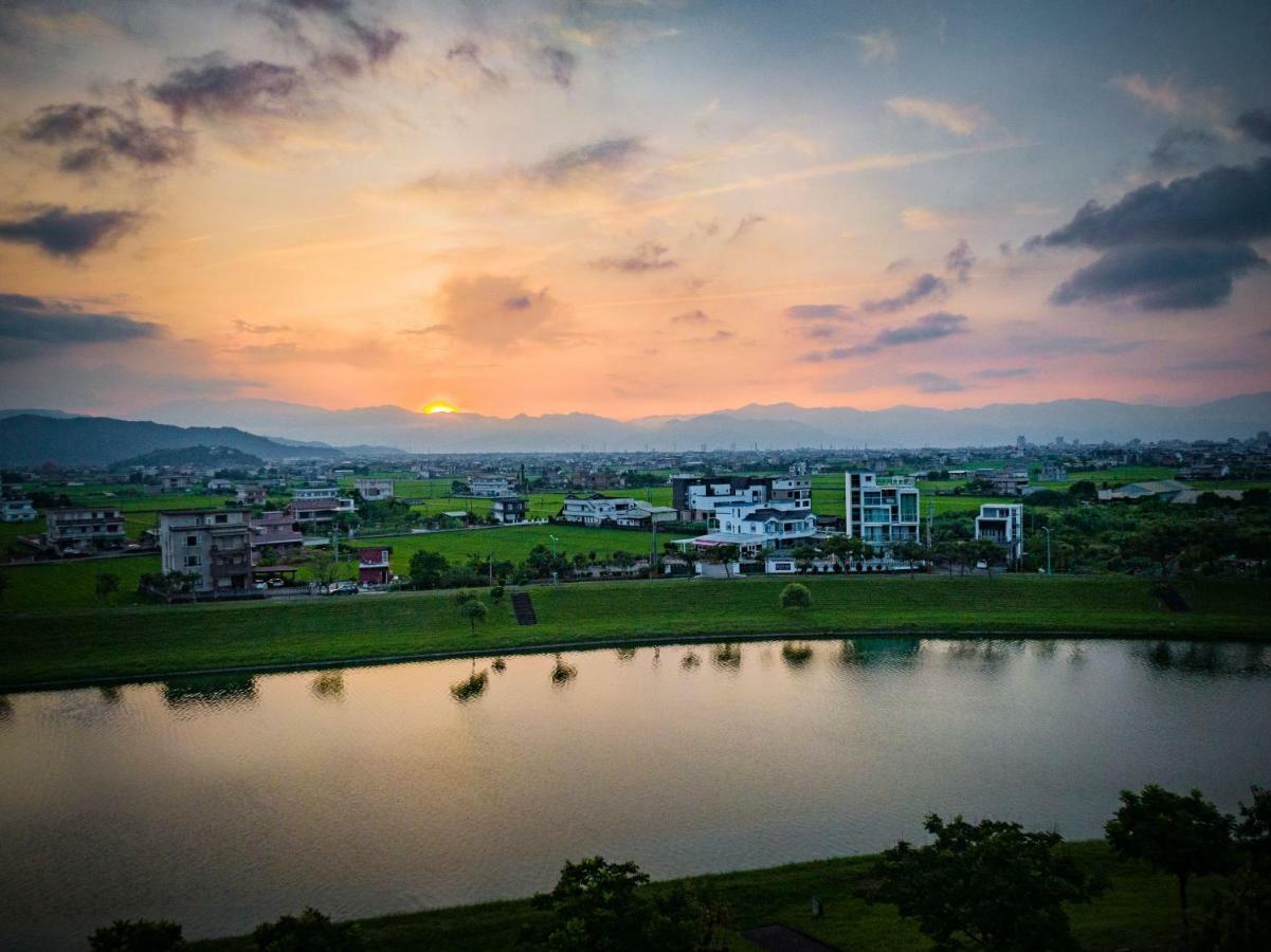 冬山閒雲居民宿 Dongshan  Esterno foto