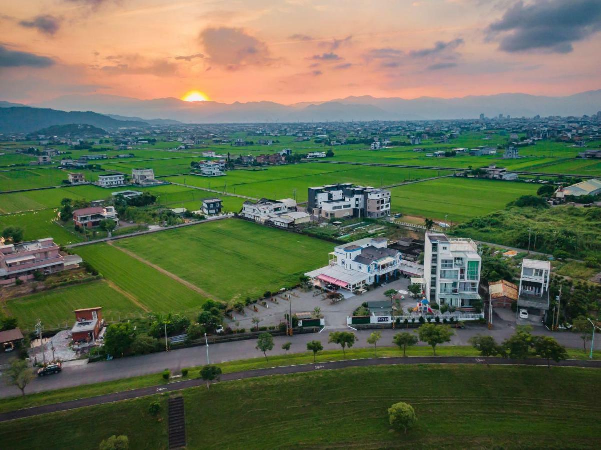 冬山閒雲居民宿 Dongshan  Esterno foto